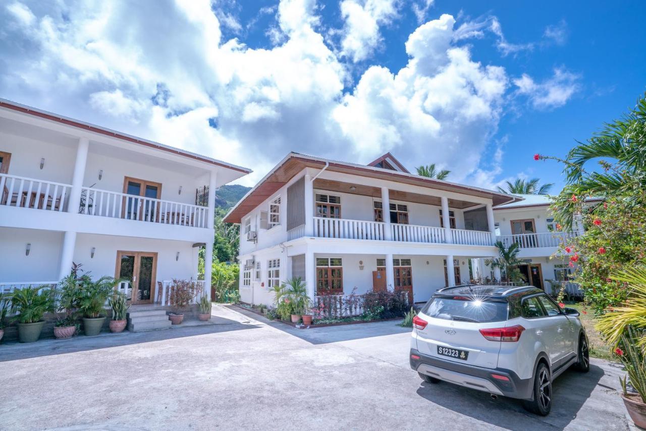 La Maison Hibiscus Self Catering Accommodation โบวาลง ภายนอก รูปภาพ